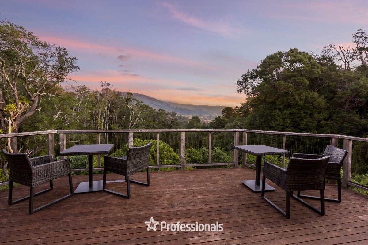 1154H State Highway 2, Te Marua, Upper Hutt - Carousel 2