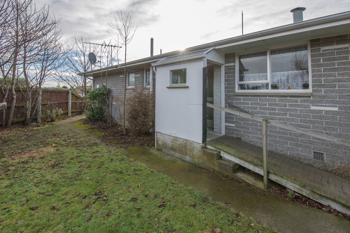 12 Aspen Place, Parklands, Christchurch - Carousel 2