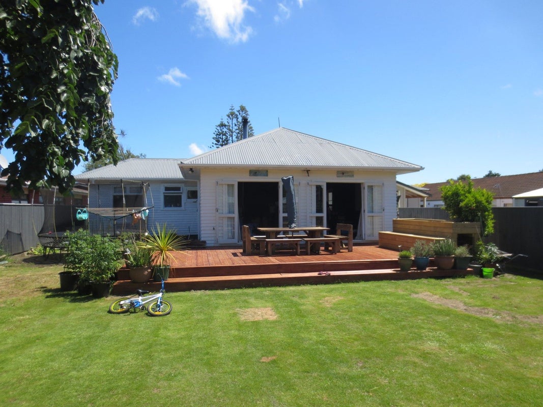 139 Cook Street, West End, Palmerston North - Carousel 2