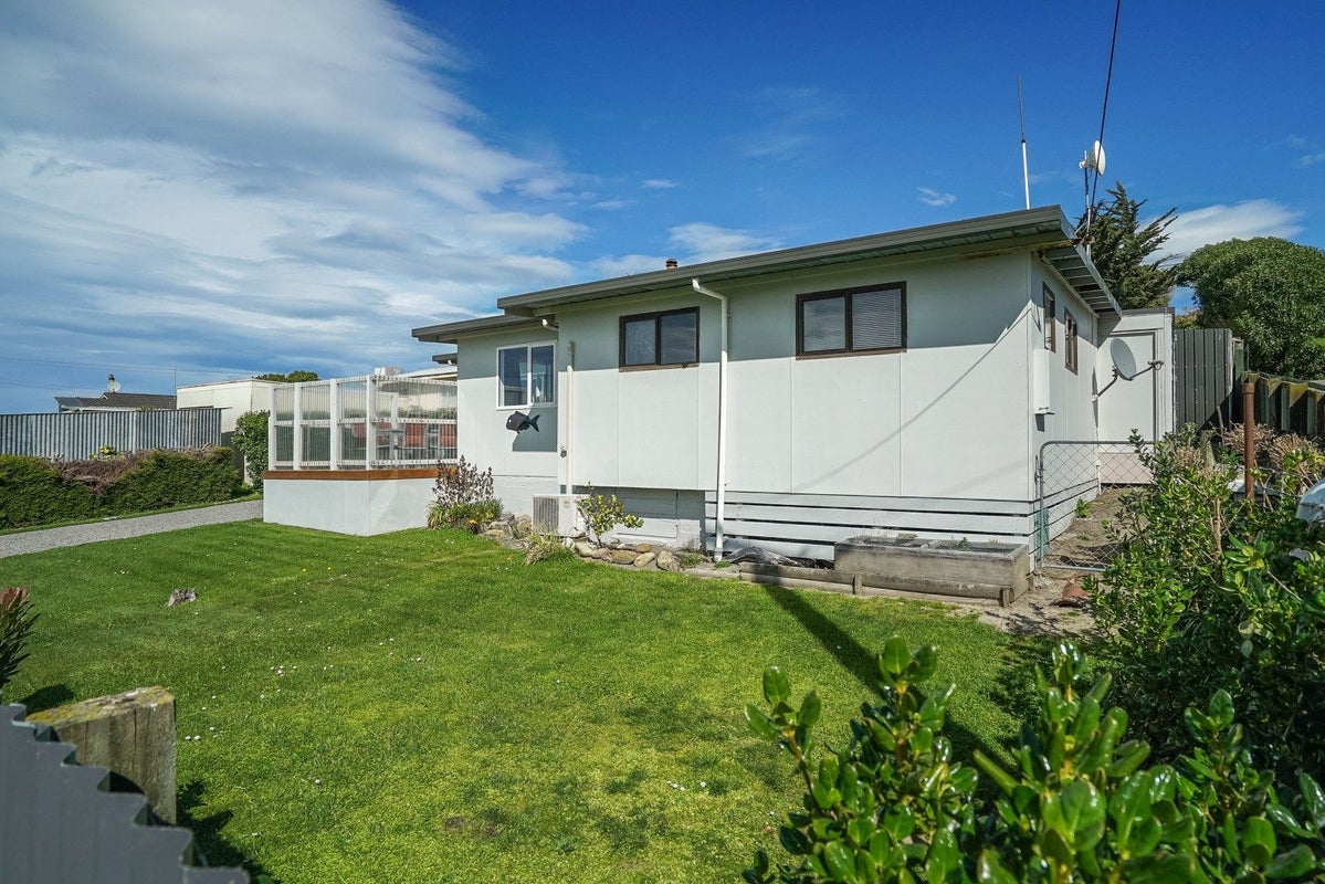 9 Pegasus Crescent, Motunau, Greta Valley - Carousel 2