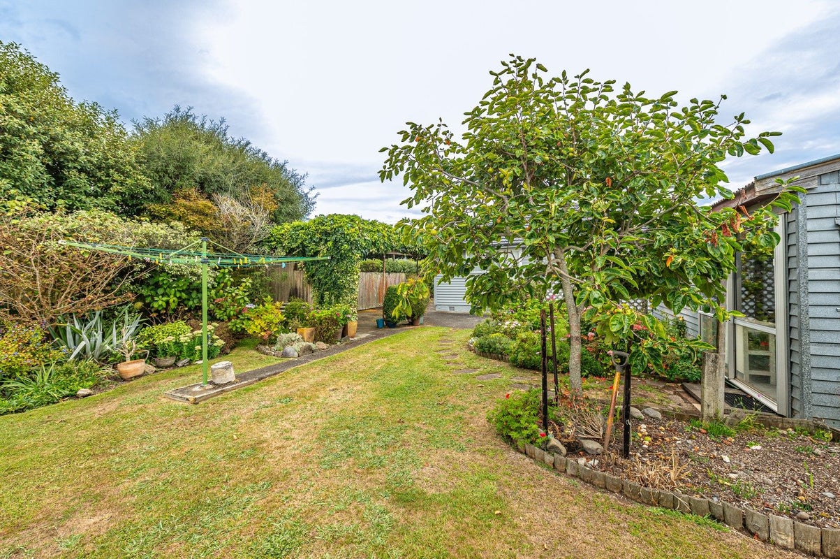 22 Selwyn Crescent, College Estate, Whanganui - Carousel 21