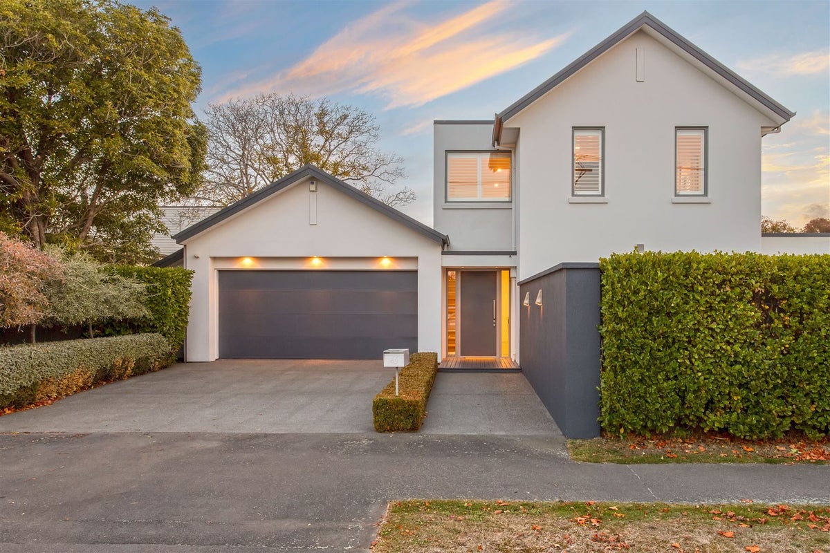 45 Garreg Road, Bryndwr, Christchurch - Carousel 1
