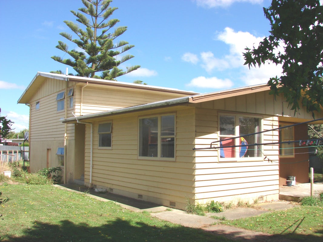 14 Alexander Street, Awapuni, Palmerston North - Carousel 1