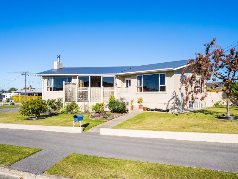 58 Glendale Crescent, Holmes Hill, Oamaru - Carousel 1