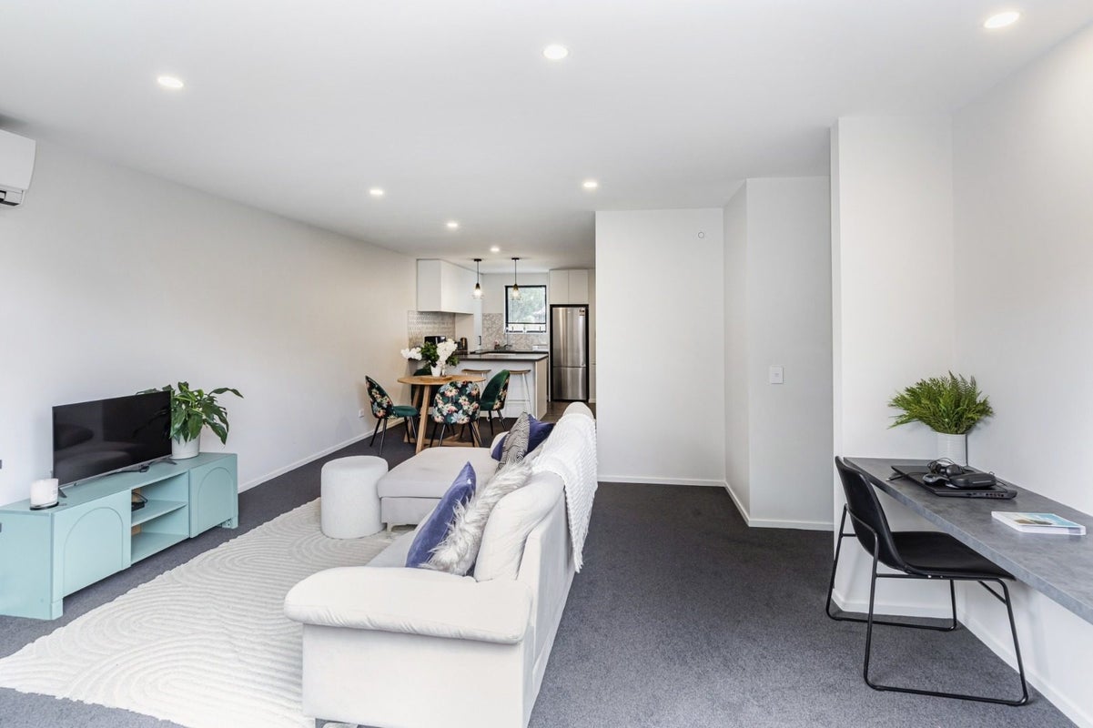 4/677 Worcester Street, Linwood, Christchurch - Carousel 2