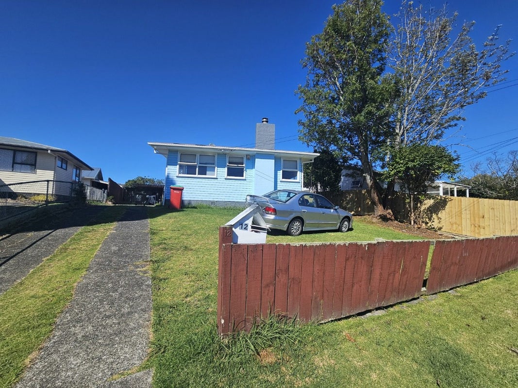 12 Antrim Crescent, Otara, Auckland - Carousel 1