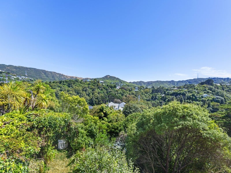 27 Hanover Street, Wadestown, Wellington - Carousel 2