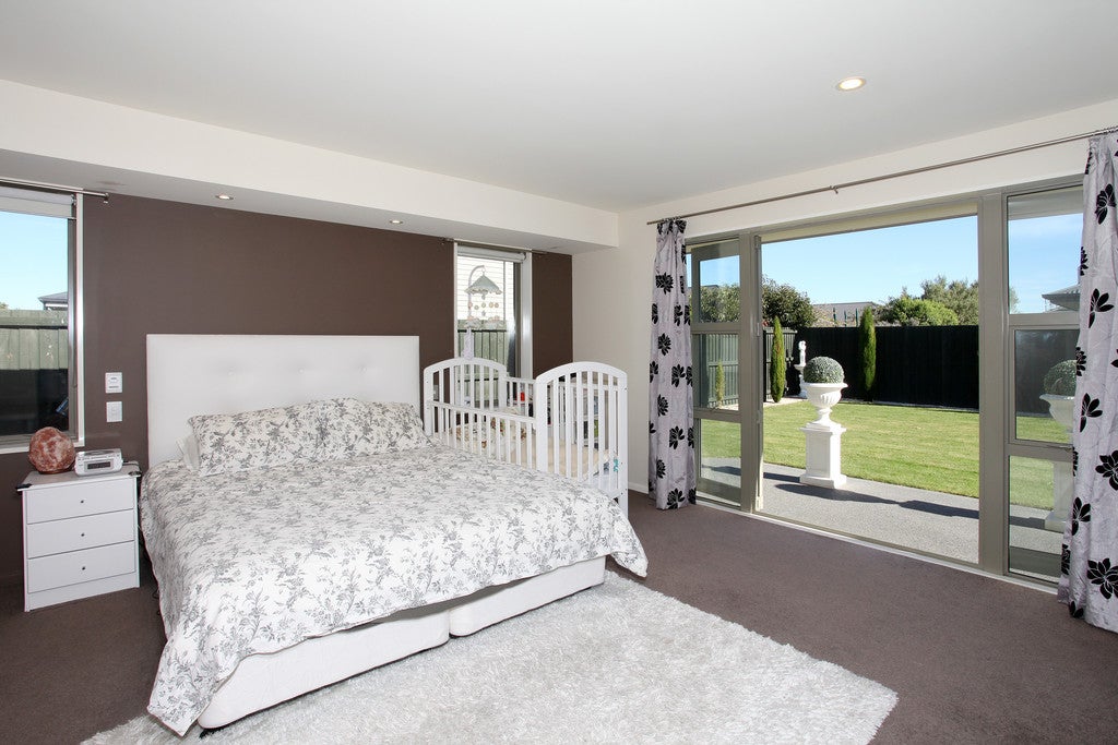 7 Date Crescent, Aidanfield, Christchurch - Carousel 12