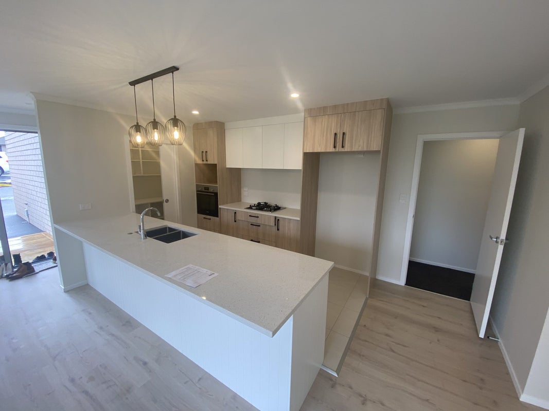 11 Oderings Place, Huntington, Hamilton - Carousel 2