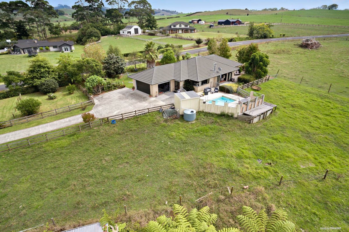 698 Back Miranda Road, Thames - Carousel 1