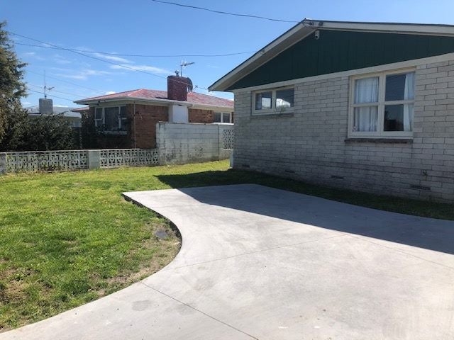 6 Yvonne Street, Melville, Hamilton - Carousel 9