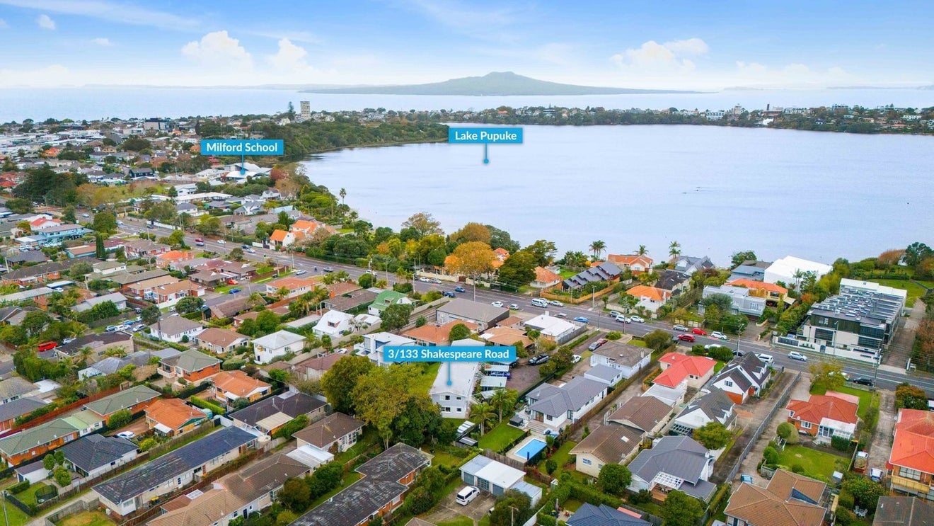 3/133 SHAKESPEARE Road, Milford, Auckland - Carousel 15