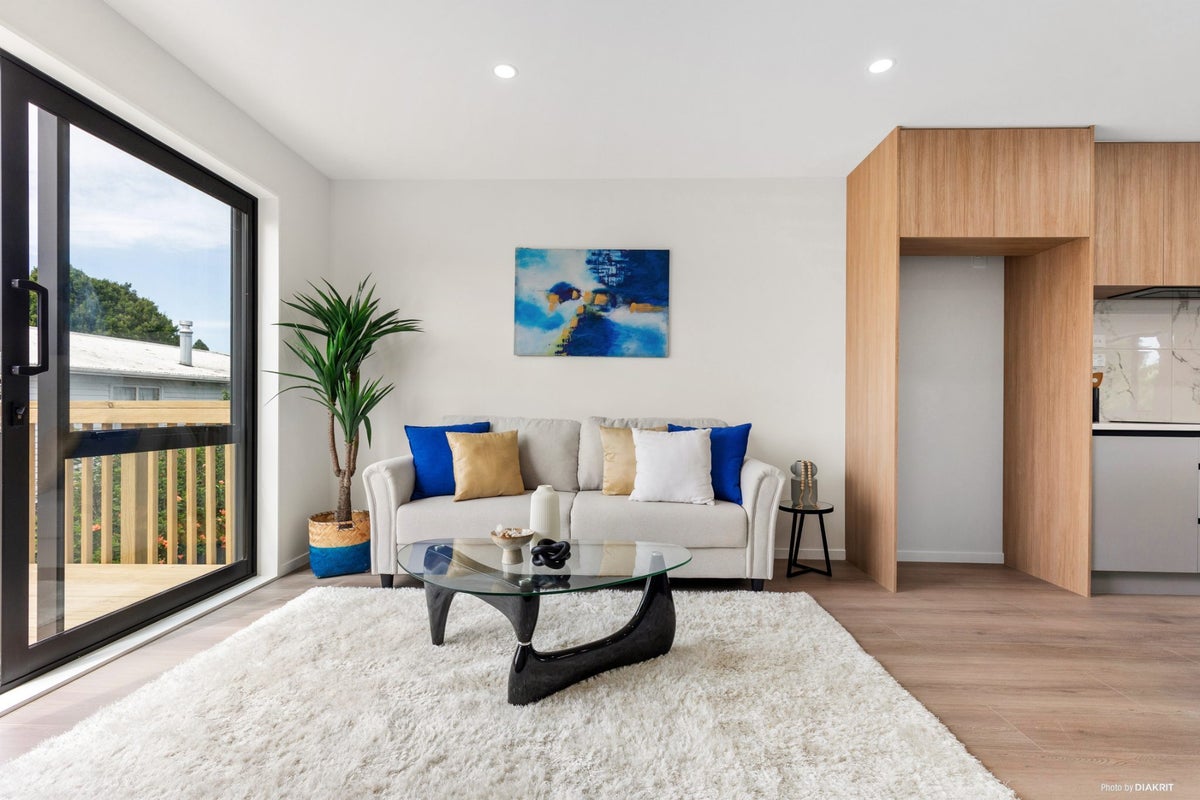 53A Taikata Road, Te Atatu Peninsula, Auckland - Carousel 2