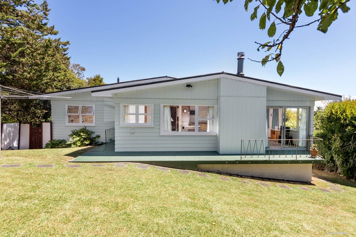 28 Eaton Road, Hillsborough, Auckland - Carousel 2