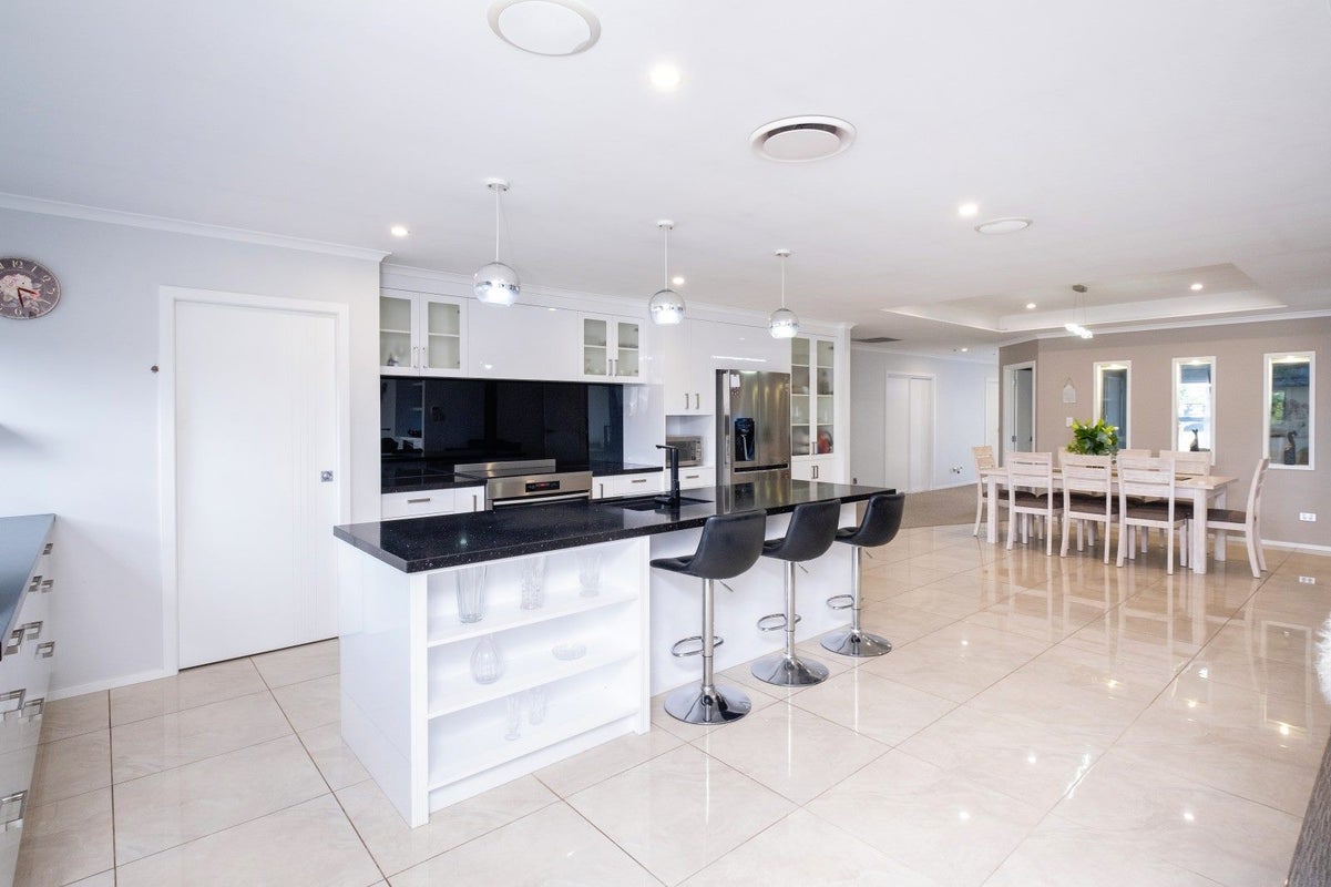66 Mcelwee Street, Jervoistown, Napier - Carousel 2