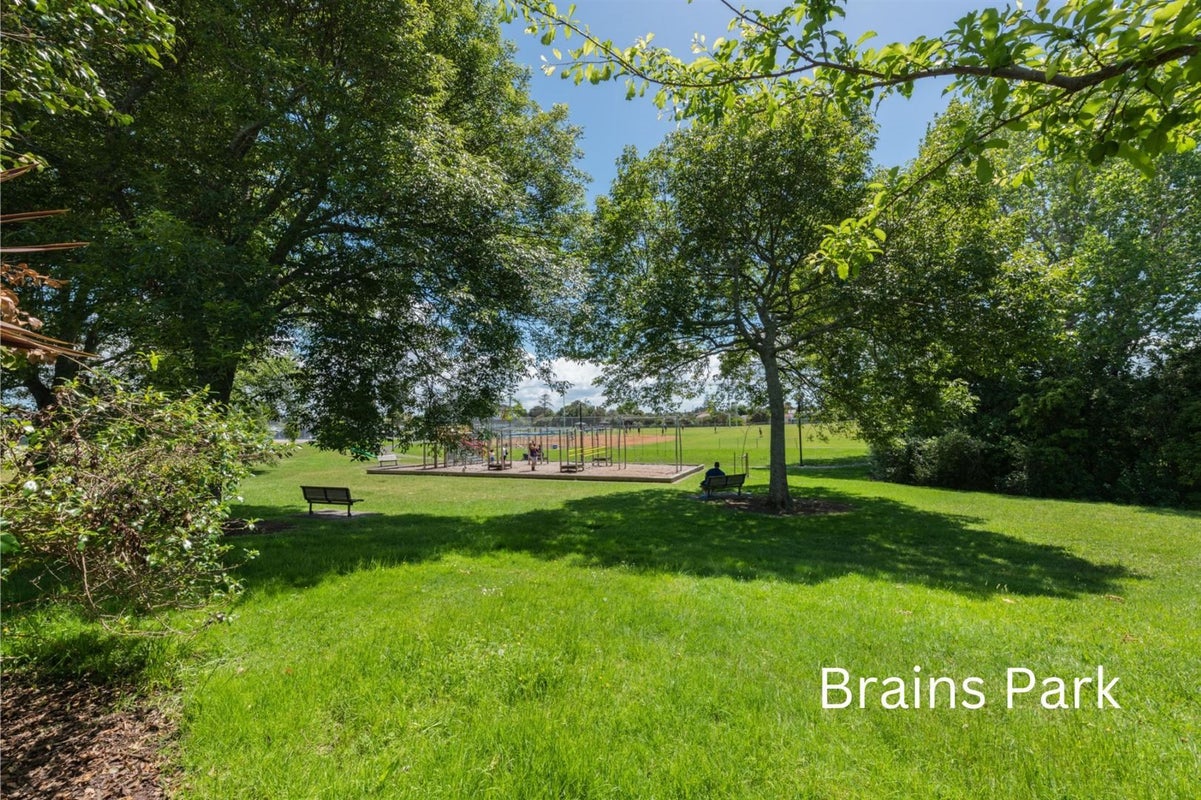 2/9 Nile Road, Milford, Auckland - Carousel 27