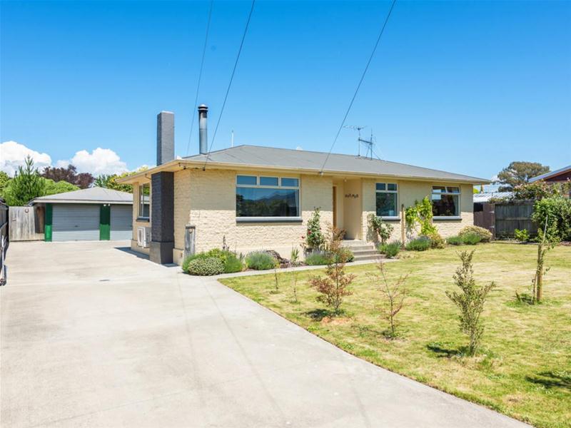 77 Havelock Street, Renwick - Carousel 1