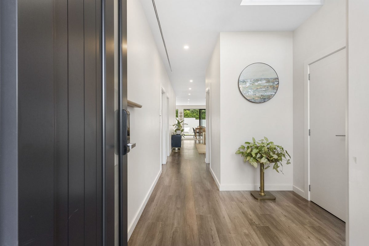 35D Mariri Road, Onehunga, Auckland - Carousel 2