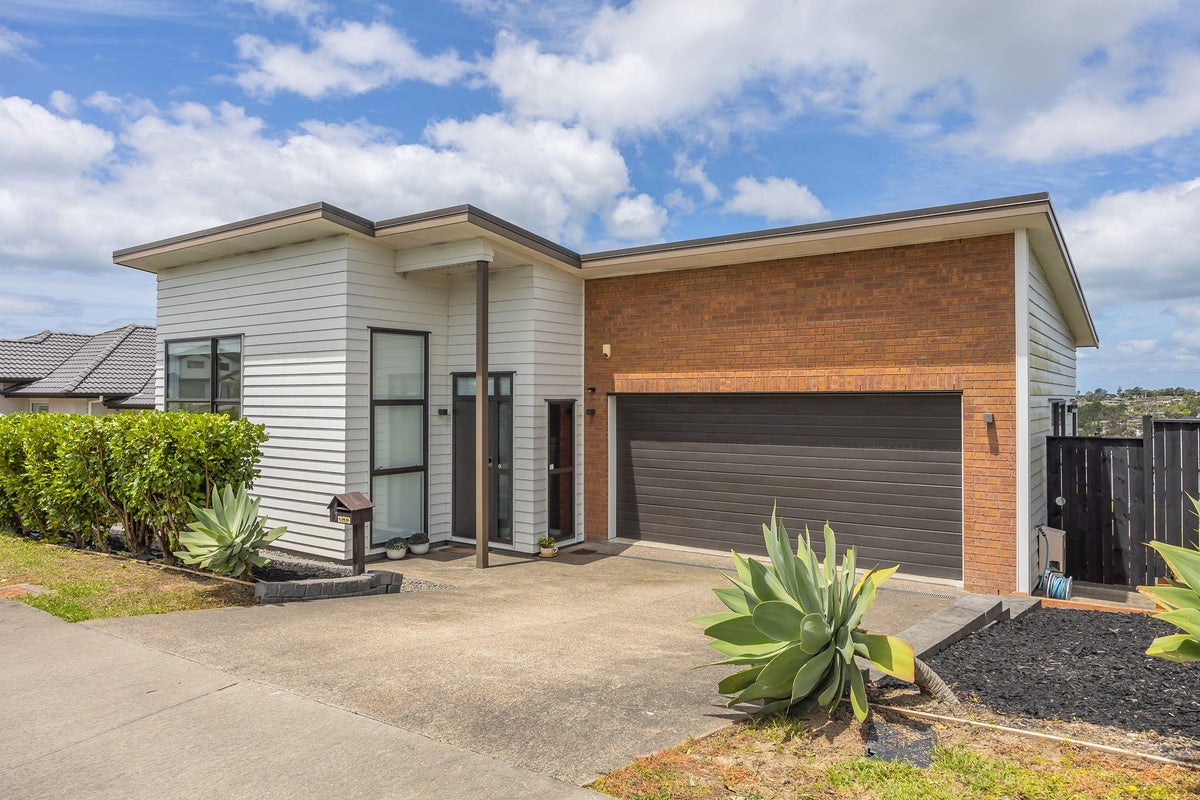 7 Pioneer Rise, Silverdale, Auckland  - Carousel 1