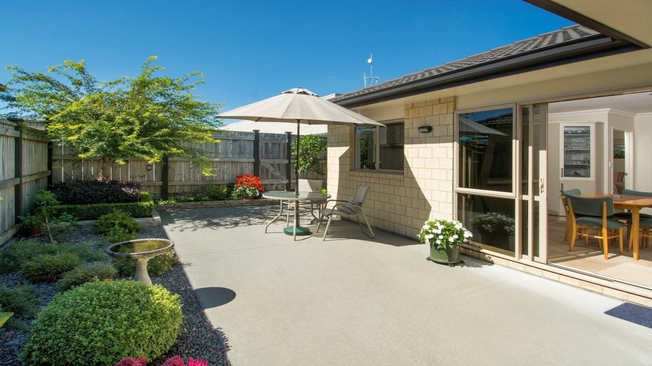 9C Emmett Street, Greerton, Tauranga - Carousel 13