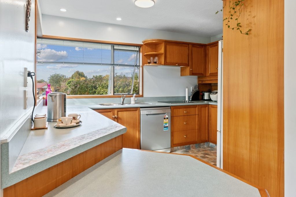 16 Briar Place, Avonhead, Christchurch - Carousel 2