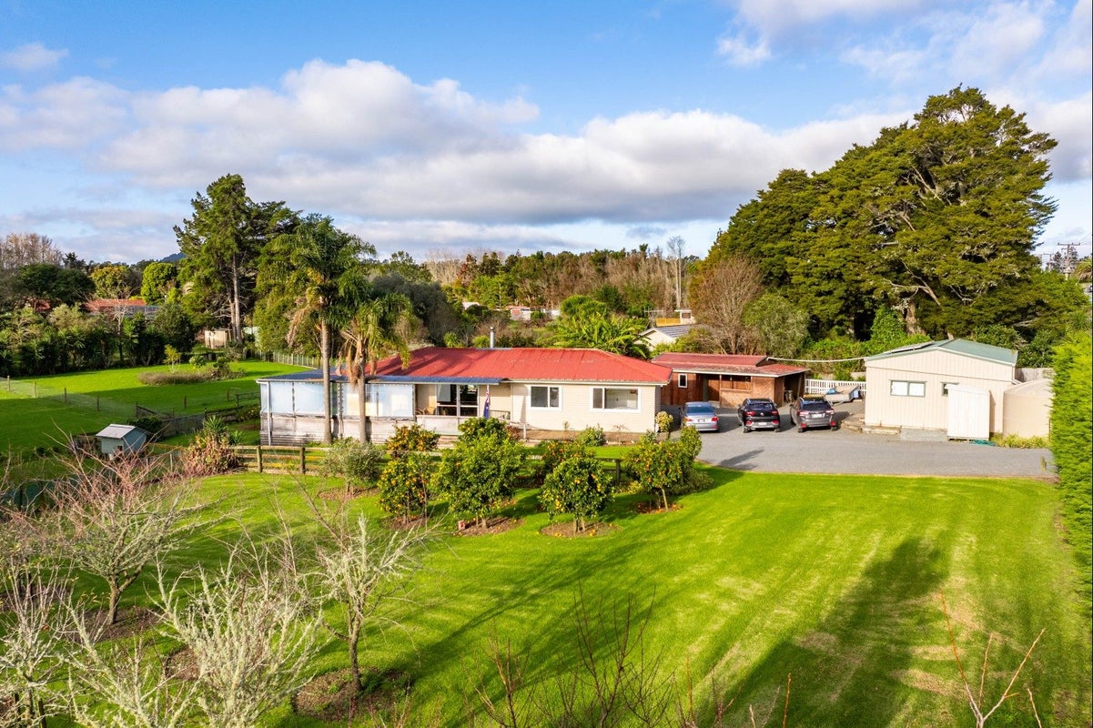 1226 Pipiwai Road, Whangarei - Carousel 2