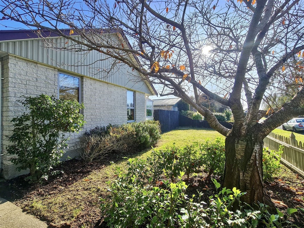 29 Jenkins Avenue, Redwood, Christchurch - Carousel 19