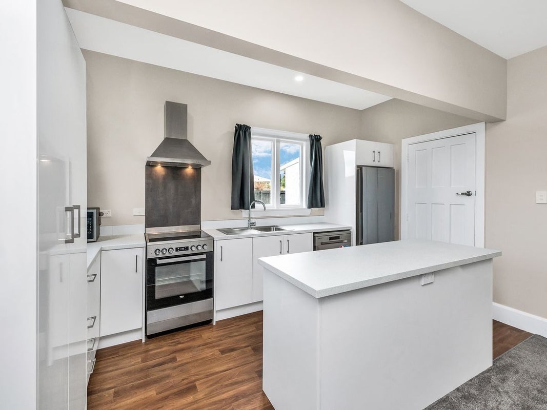 15 Fulham Street, Islington, Christchurch - Carousel 2