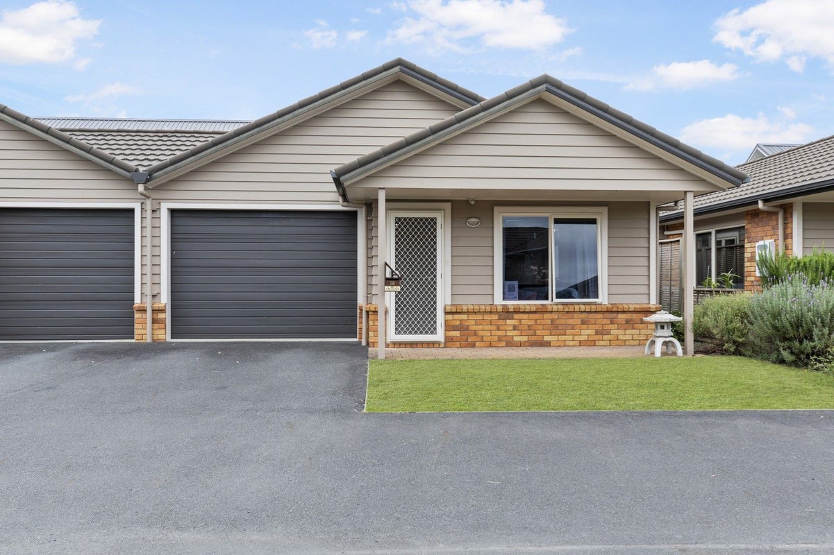 18/241 Killarney Road, Frankton, Hamilton - Carousel 1