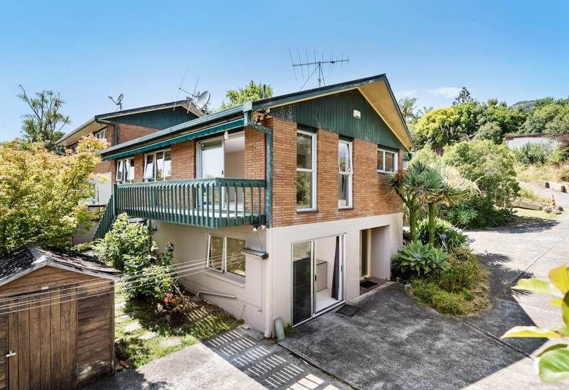1/36 Saddleback Rise, Murrays Bay, Auckland - Carousel 1