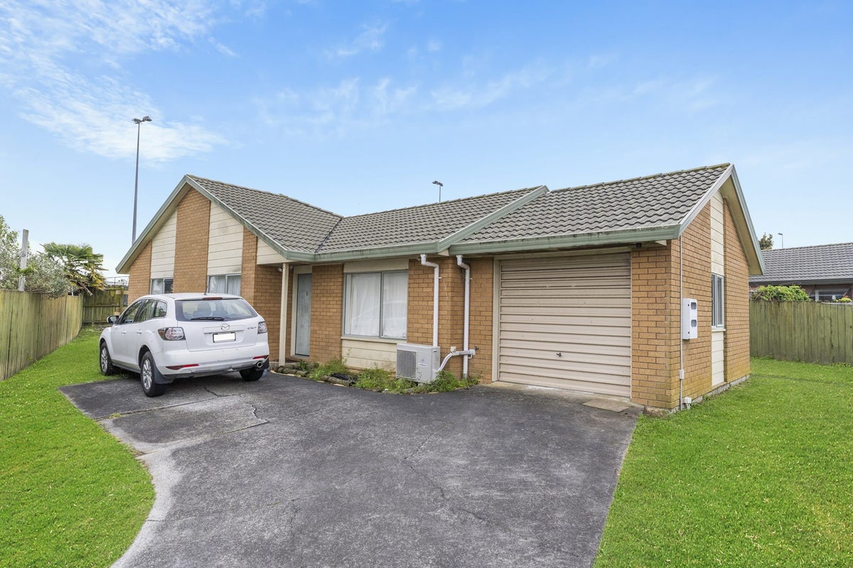 5 Colt Place, Randwick Park, Auckland - Carousel 1