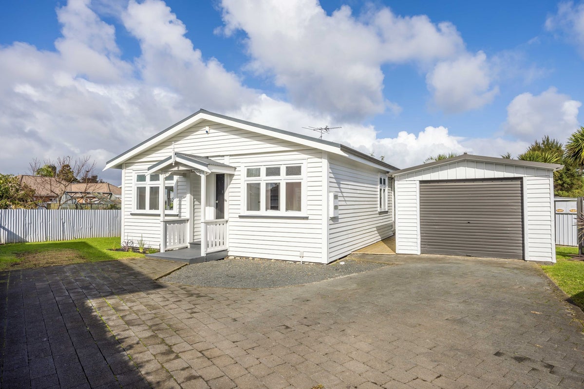 124 Mangere Road, Otahuhu, Auckland - Carousel 2