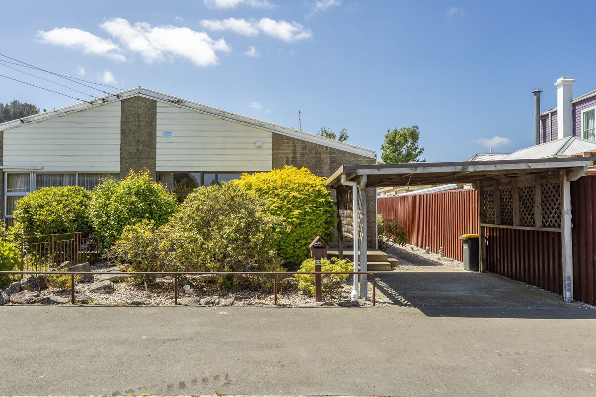 4A Northumberland Street, North East Valley, Dunedin - Carousel 1