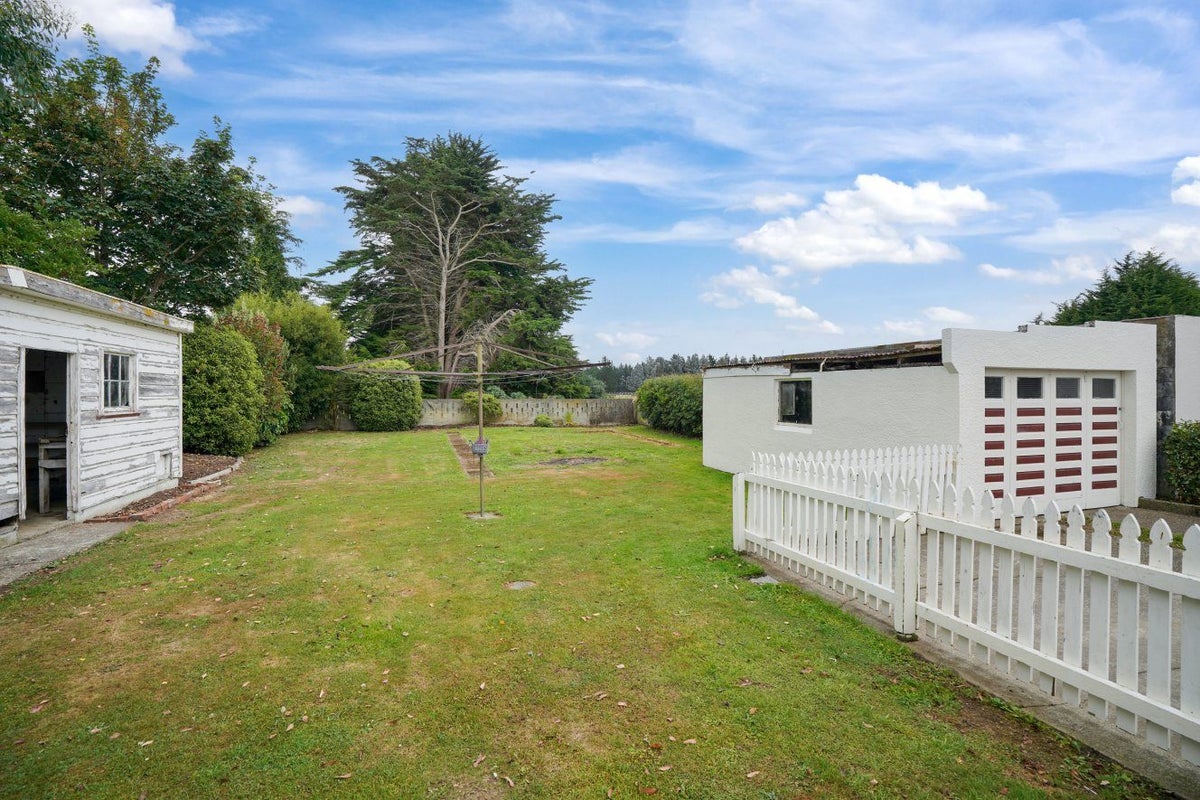 20 Palmer Street, Grasmere, Invercargill - Carousel 2