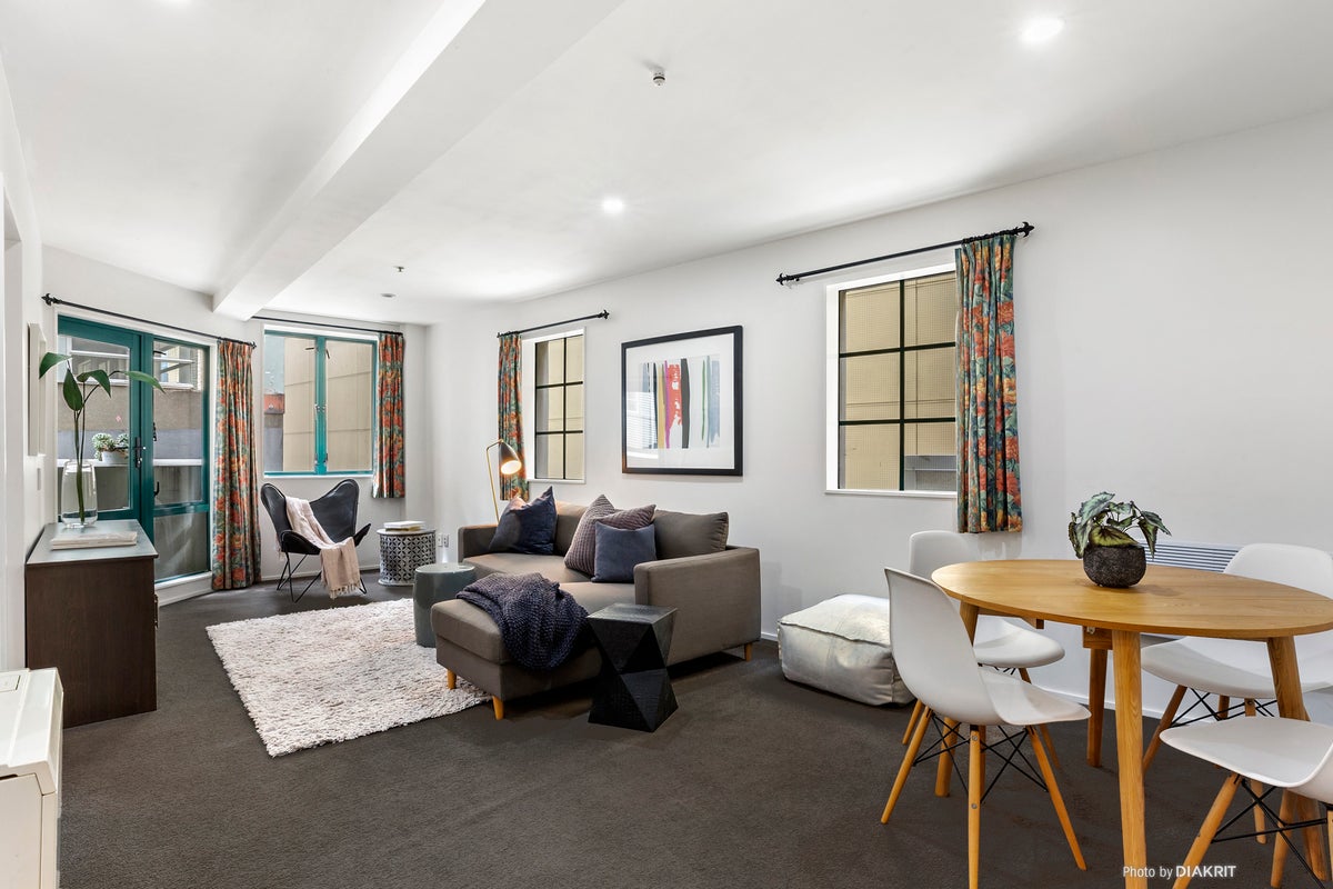 311/120 Courtenay Place, Te Aro, Wellington - Carousel 1