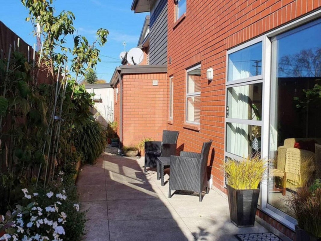 2/21 Rosewarne Street, Spreydon, Christchurch - Carousel 2