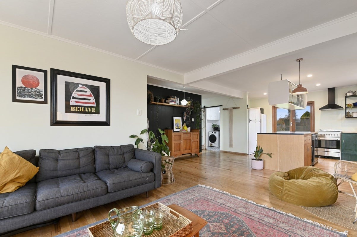 17 Kahu Street, Utuhina, Rotorua - Carousel 1