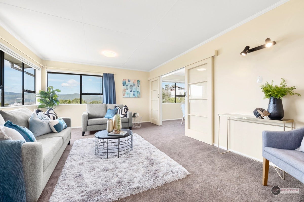 46 Redvers Drive, Belmont, Lower Hutt - Carousel 2