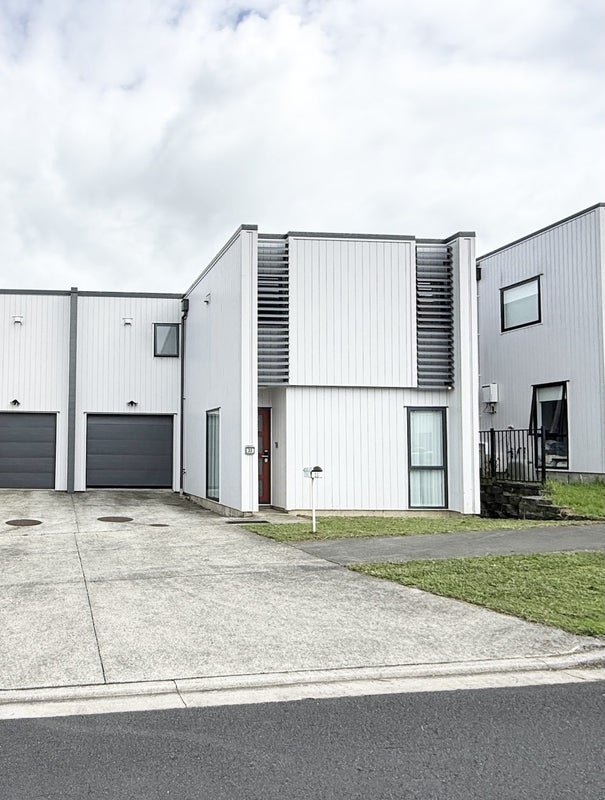 33 Waka Street, Albany Heights, Auckland - Carousel 1