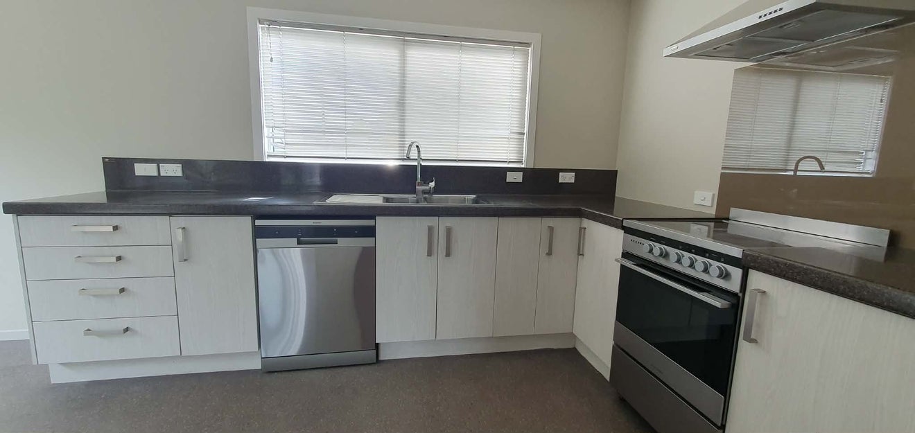 2 Carvell Street, Blenheim - Carousel 2