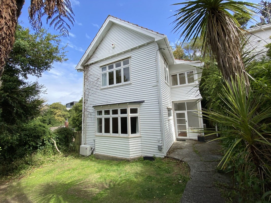 27 Mariri Road, Kelburn, Wellington - Carousel 1