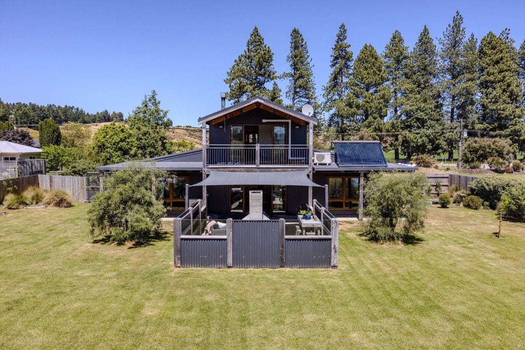 812 Kane Road, Wanaka - Carousel 2