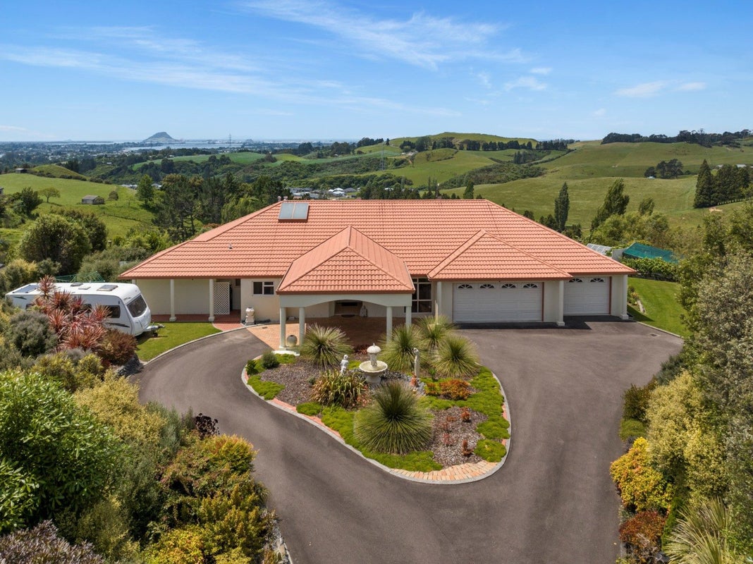 393 Upper Ohauiti Road, Ohauiti, Tauranga - Carousel 1