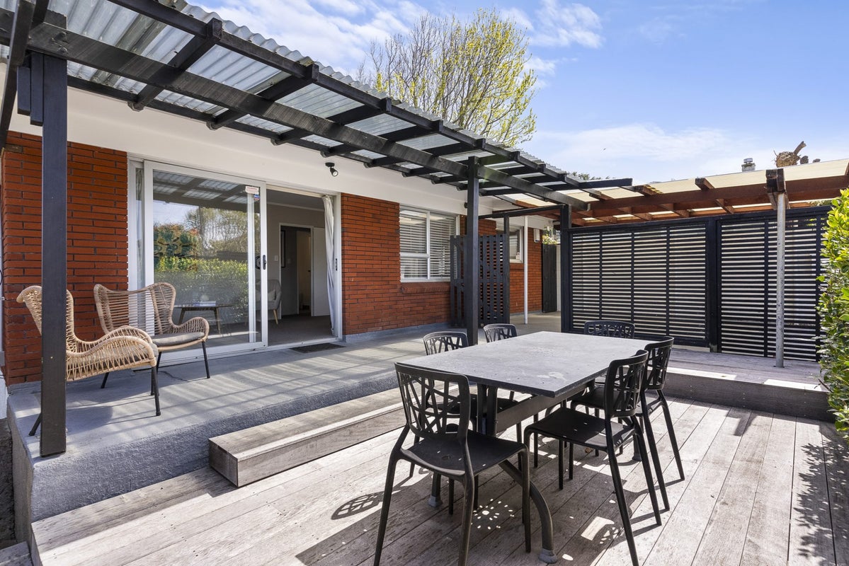 2/13 Tawa Road, Onehunga, Auckland - Carousel 1