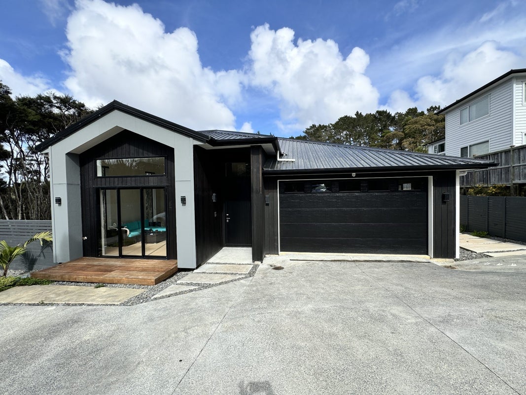 249C Lonely Track Road, Albany Heights, Auckland - Carousel 1
