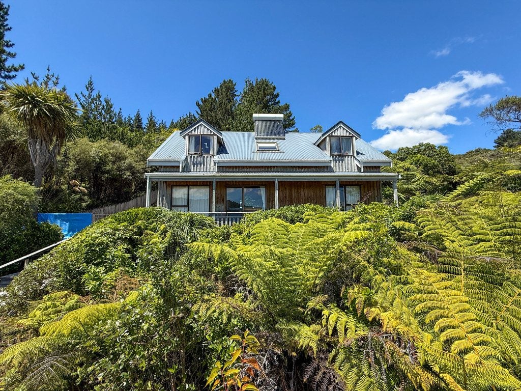 76 Moeraki Road, Maoribank, Upper Hutt - Carousel 13