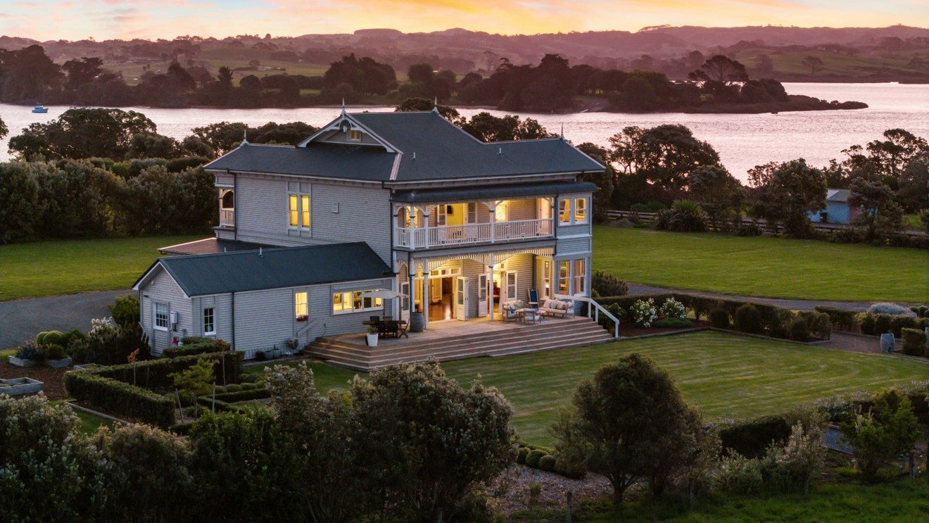 111 Wharf ROAD, Waiau Beach, Pukekohe - Carousel 2