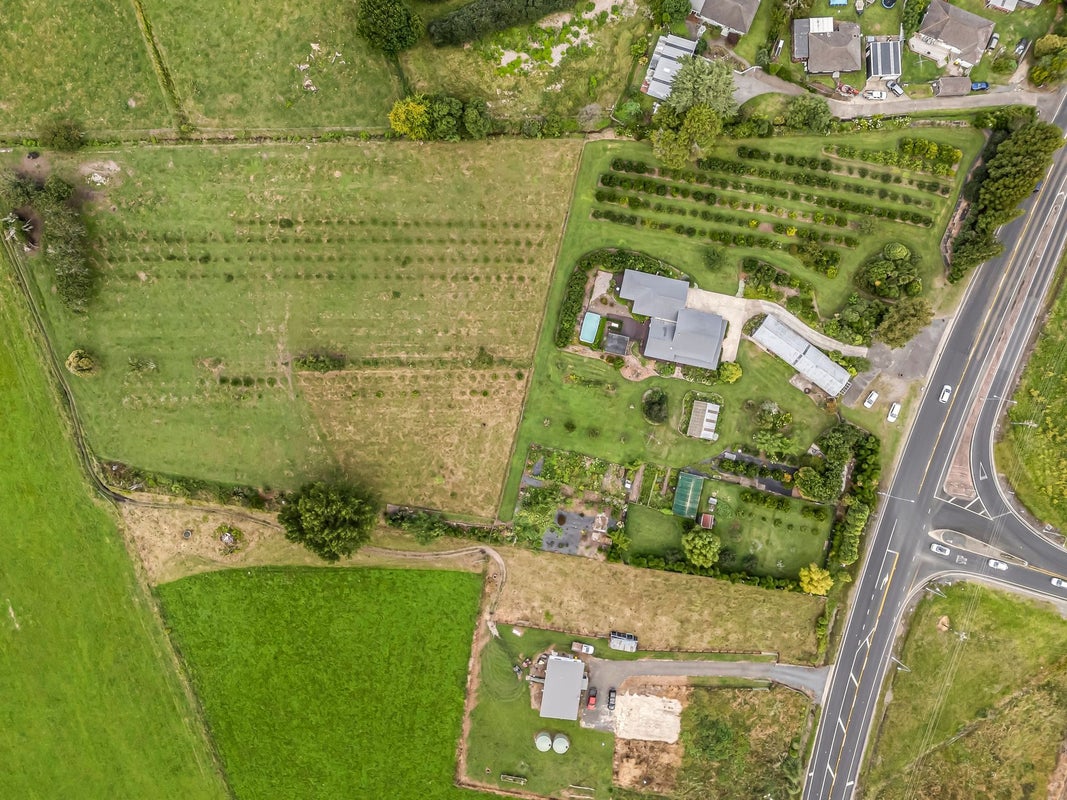 1092 State Highway 30, Awakeri, Whakatane - Carousel 39