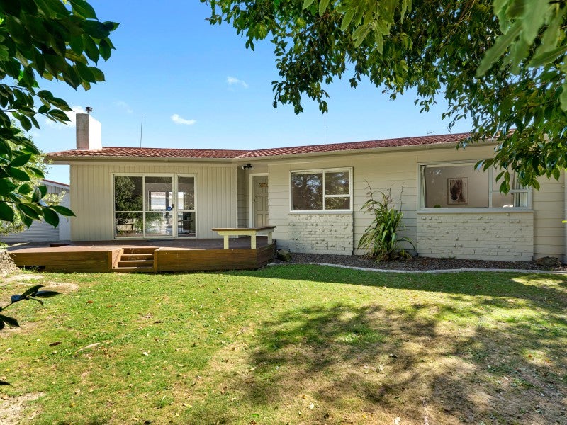 3 Palliser Place, Milson, Palmerston North - Carousel 1