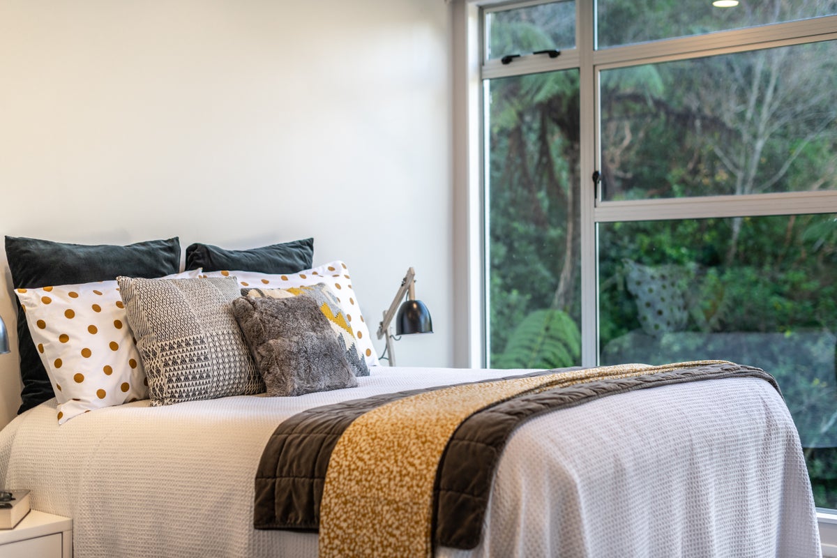 18 Kimberley Way, Khandallah, Wellington - Carousel 1